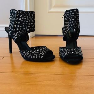 New Enzo Angiolini Branon Black Heels
